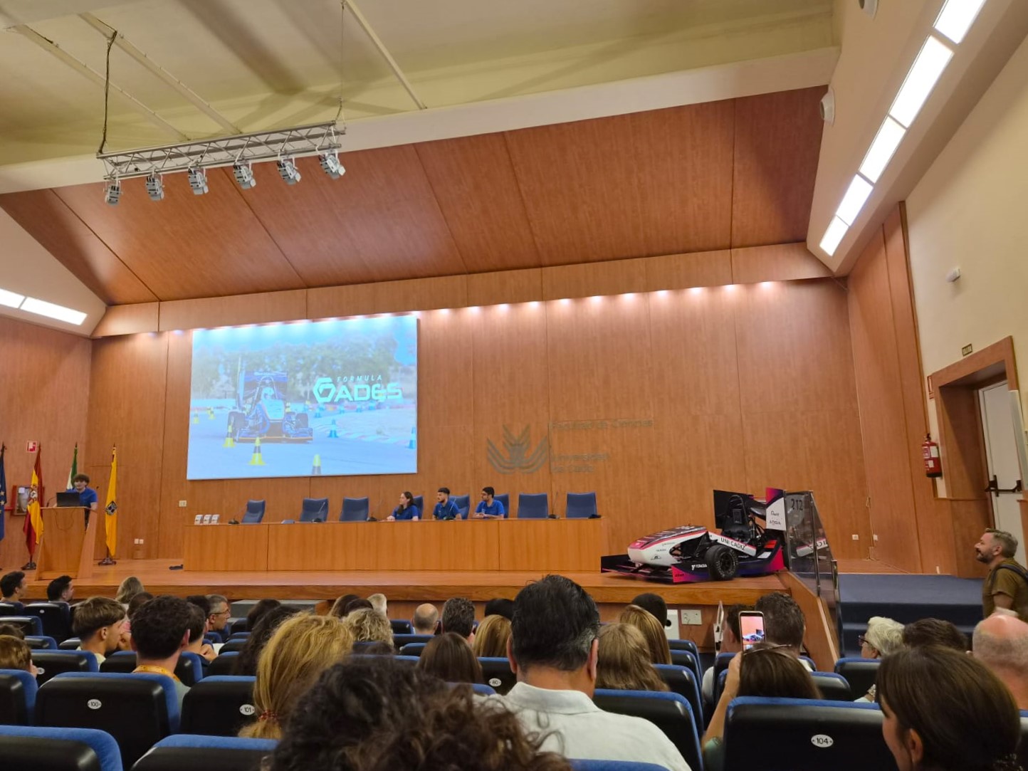 Impulsando el talento: VERINSUR un año más apoyando a FÓRMULA GADES