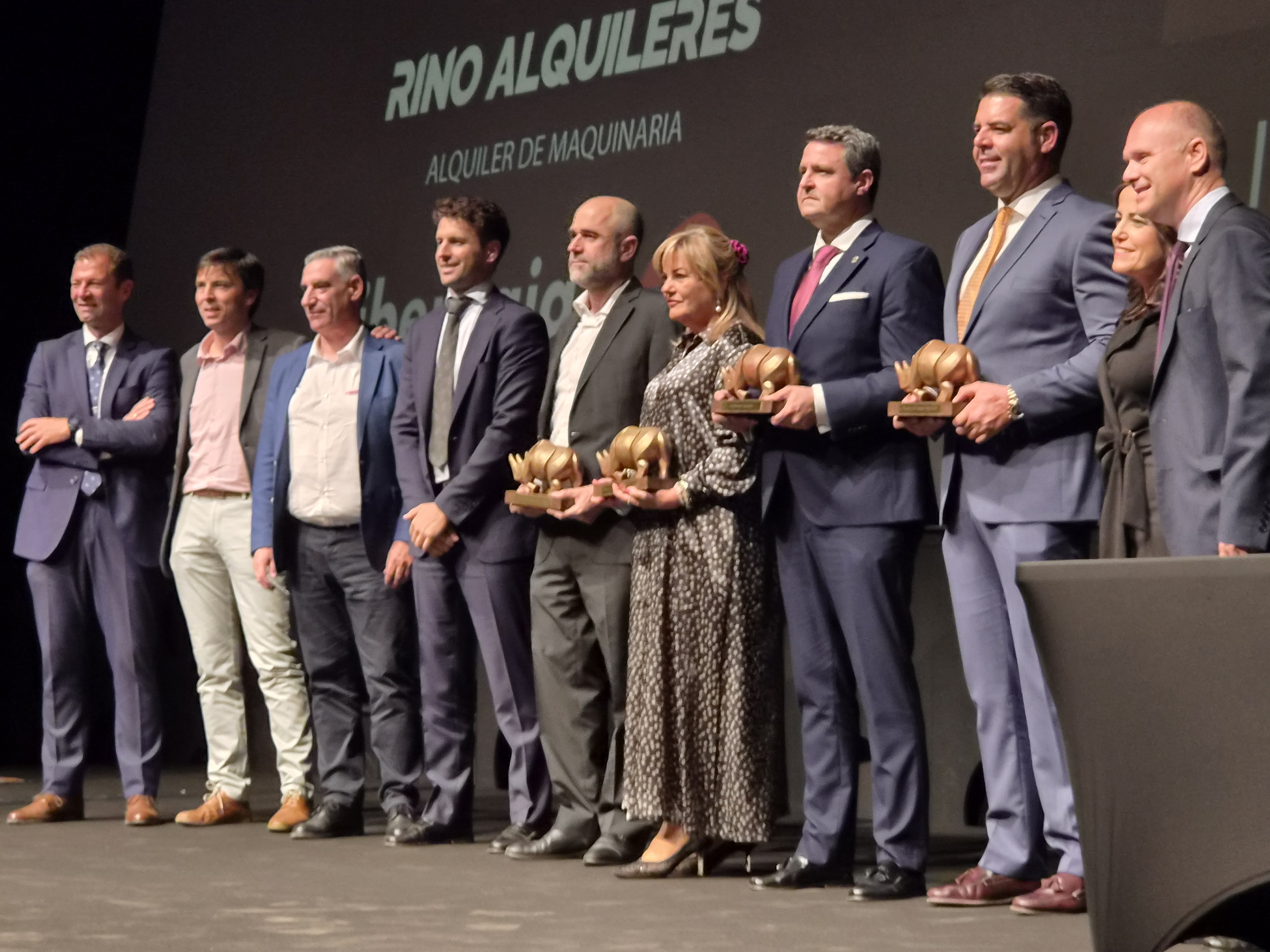 VERINSUR GALARDONADA CON EL PREMIO A LA MEJOR TRAYECTORIA EMPRESARIAL